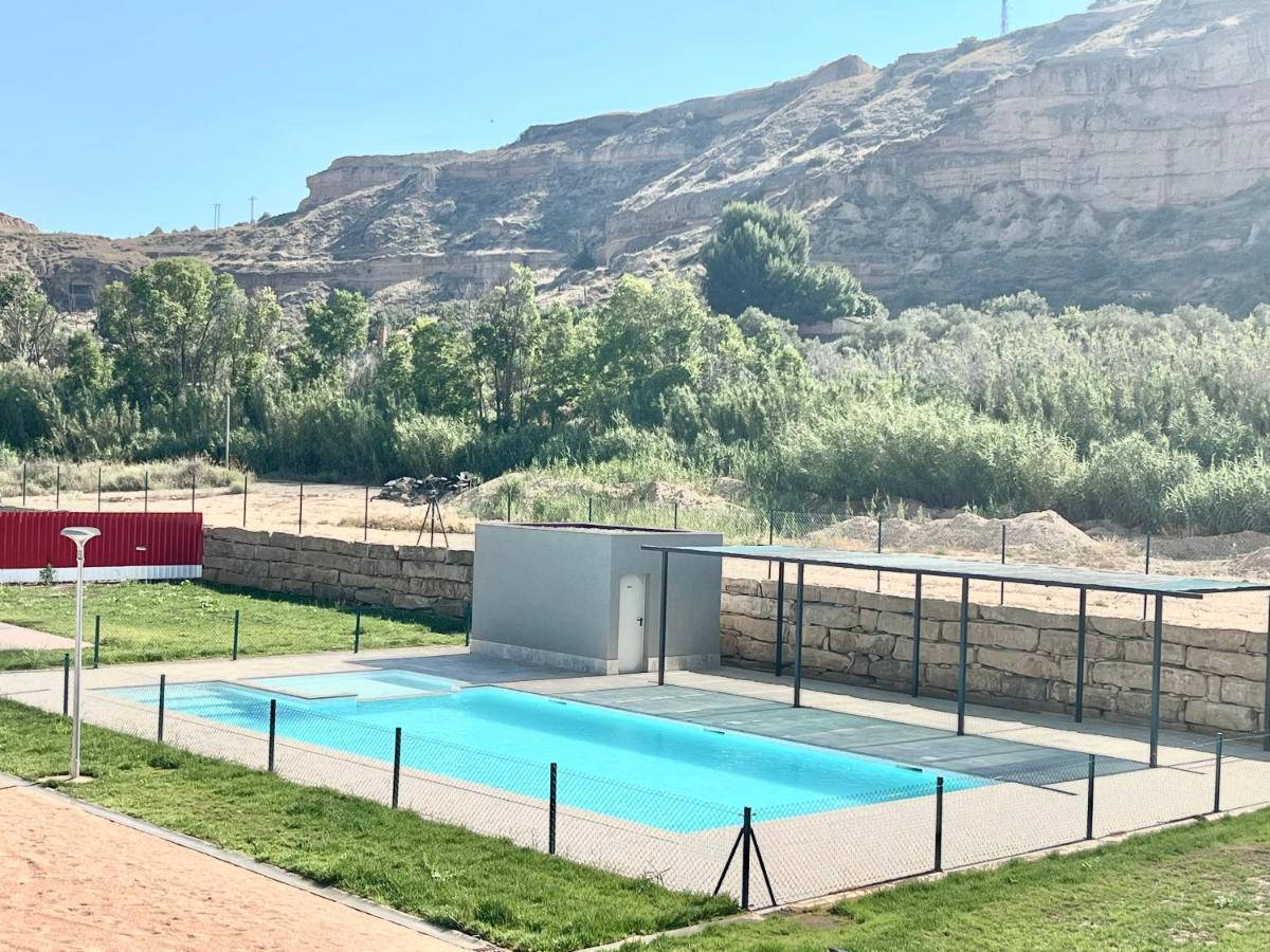 Precioso Piso Monzon Terraza, Parking,Piscina,Zona De Juegos Монсон Екстер'єр фото
